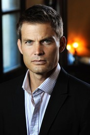 Casper Van Dien