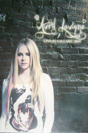 En dvd sur amazon Avril Lavigne Live in Calgary